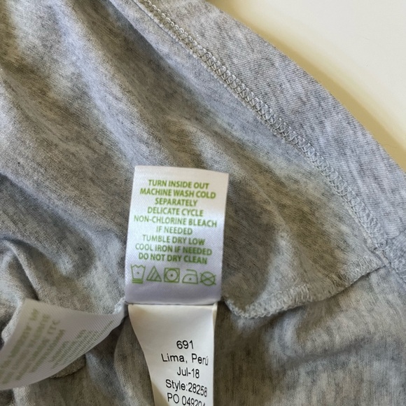 Lilly Pulitzer Maci Top in Medium - Picture 9 of 9